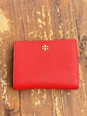 Tory Burch Emerson Mini Zip Around Wallet in Tory Orange Saffiano Leather